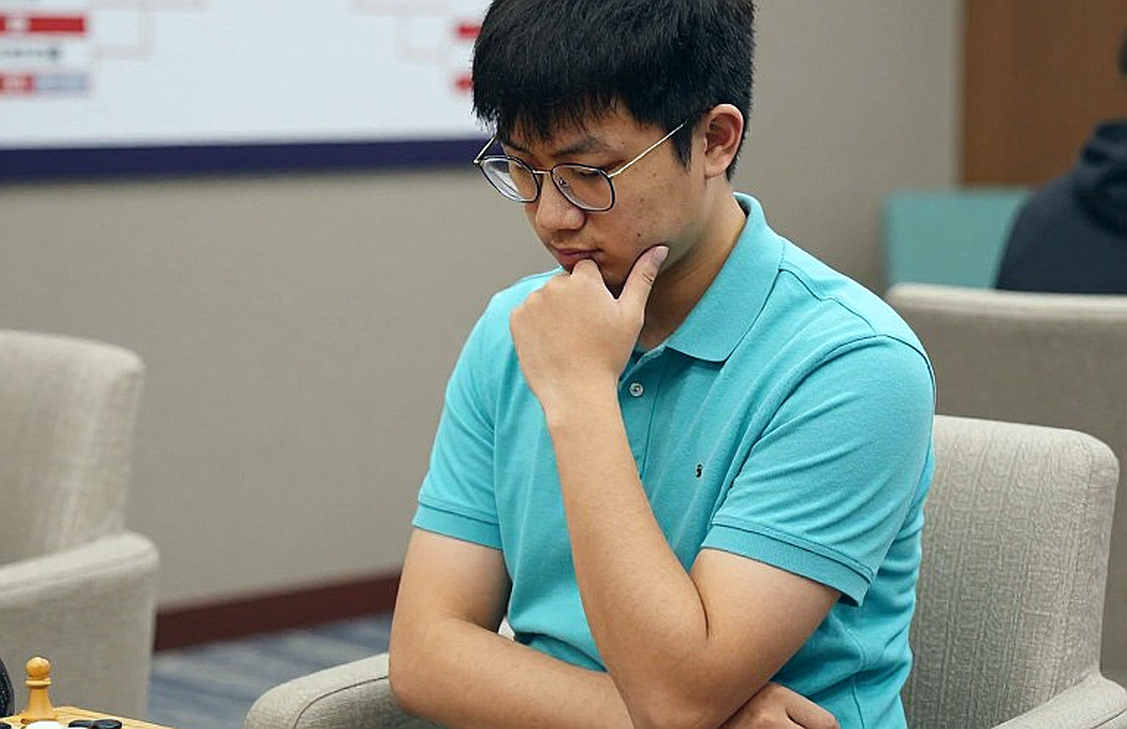 FIDE bỏ phiếu ngày 26 tháng 9 năm 2026: lời hứa đưa Magnus Carlsen trở lại và bài toán xung đột lợi ích