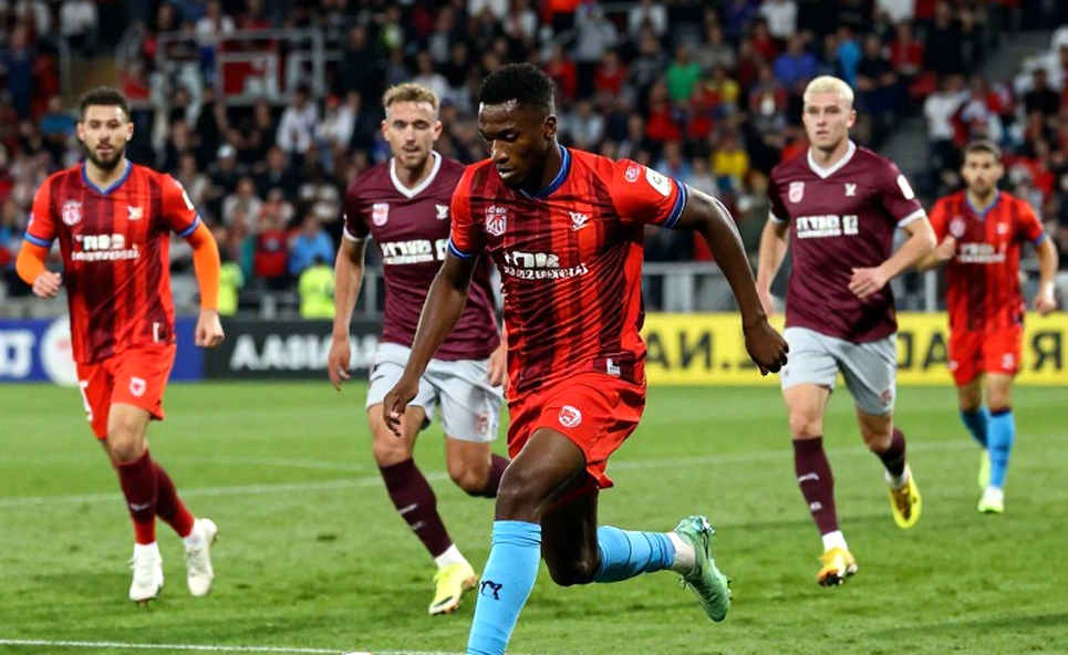 Bordeaux, Park Bench and the One-Euro Contract: Survival Restarts from the Fifth Tier Bordeaux, Park Bench and the One-Euro Contract: Survival Restarts from the Fifth Tier