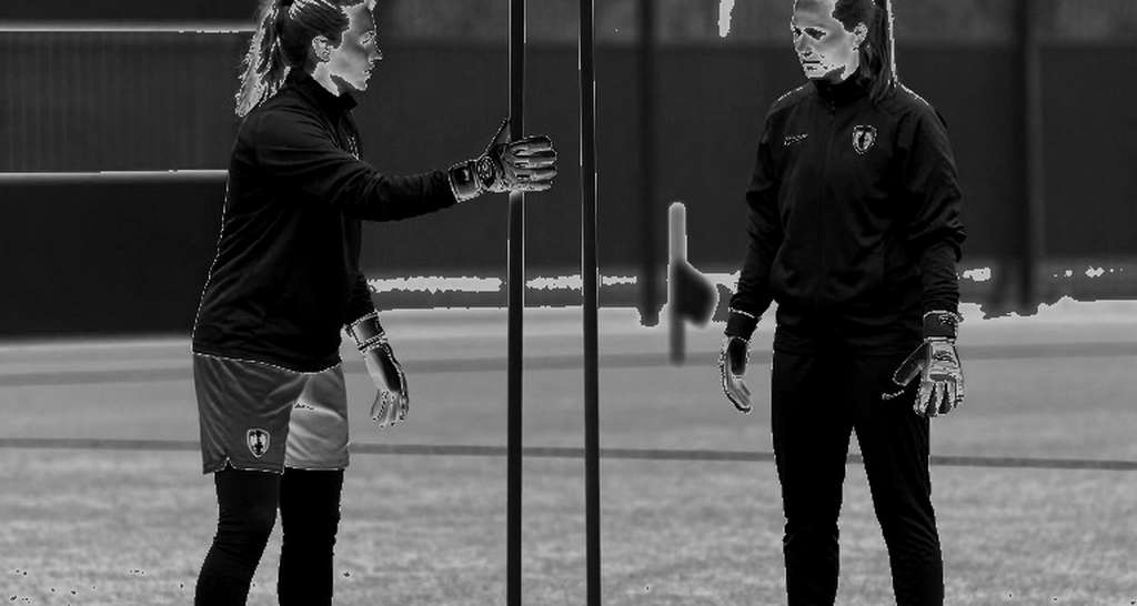 When Data Falls Silent: Notes on Pressing, Trust, and the Discipline of Football Writing