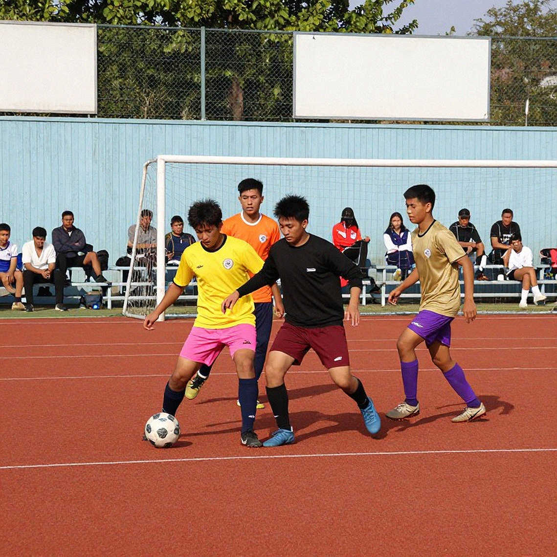 V.League và bài toán mười bốn căn nhà dựng trên một cây cột V.League và bài toán mười bốn căn nhà dựng trên một cây cột