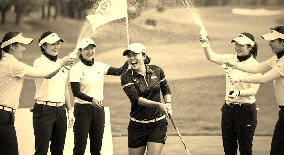 Tám chiều phân tích, một bảng trống: ghi chép từ Nagoya về giới hạn của dữ liệu golf