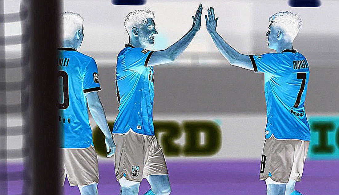 The False Nine and the Heat-Map Trap in Vietnamese Football's Striker Problem