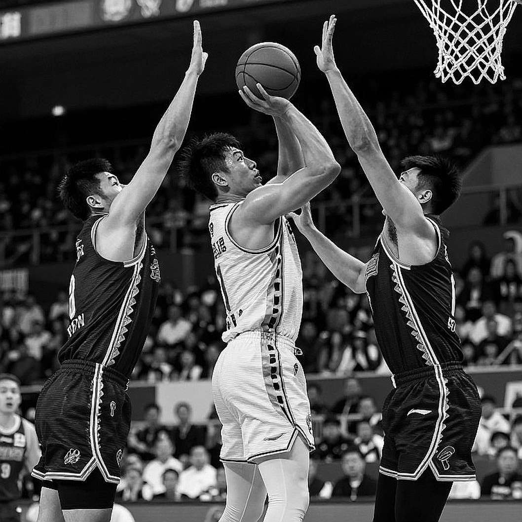 Nikola Mirotic trở lại Tây Ban Nha: Valencia đặt cược vào stretch four 35 tuổi như thế nào và vì sao đây không phải cú đánh bóng rổ bình thường