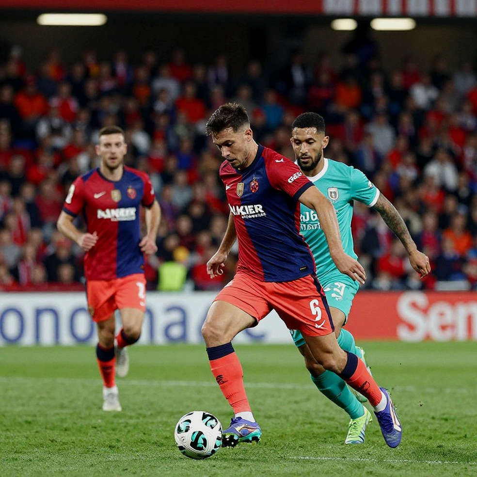 Ireland giữa cơn bão chính trị: Chiến thắng 3-0 trước Israel không che được vết nứt nội bộ Ireland giữa cơn bão chính trị: Chiến thắng 3-0 trước Israel không che được vết nứt nội bộ
