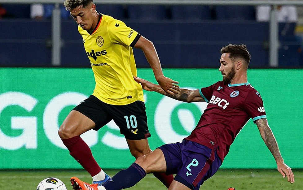 V-League 2026: Bản đồ chuyển nhượng, tiền ở đâu và ai đang giấu bài V-League 2026: Bản đồ chuyển nhượng, tiền ở đâu và ai đang giấu bài