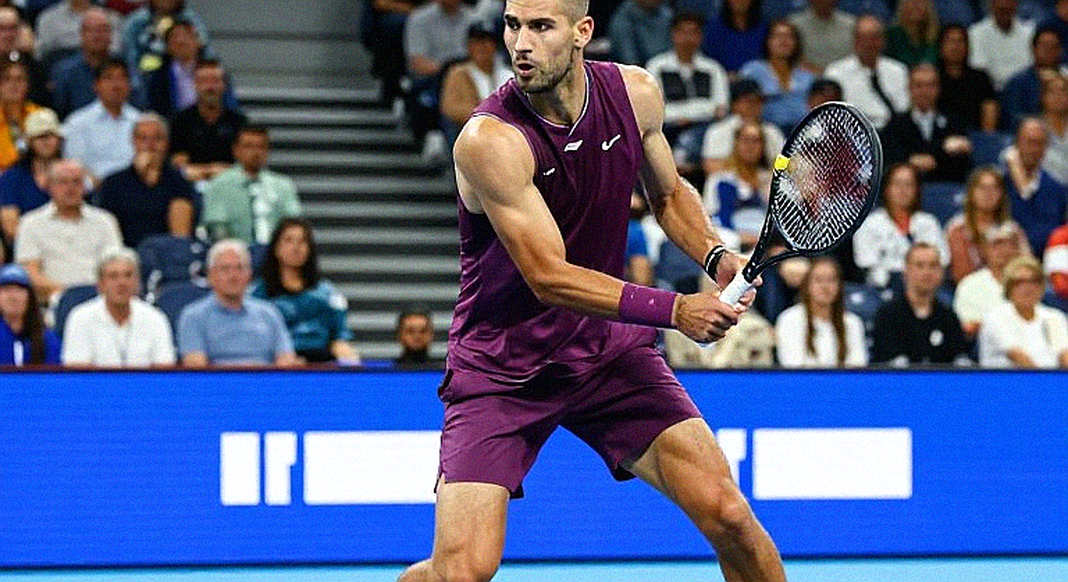 172 phút ở Bắc Kinh: Djokovic vẫn thắng, nhưng hạt giống số 6 mới là tín hiệu