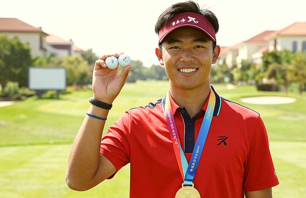Ryan Gerard dẫn BMW PGA Championship hai gậy, Jon Rahm đứng cuối bảng ở Wentworth