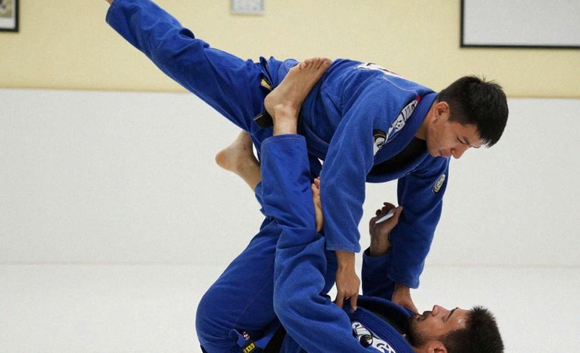 Five Flags in Toyohashi: What Vietnam's Karate Victory Bulletin Cannot Measure
